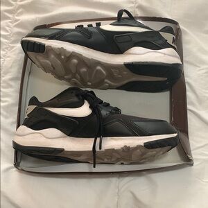 Women’s Size 9 Black and White Sneakers